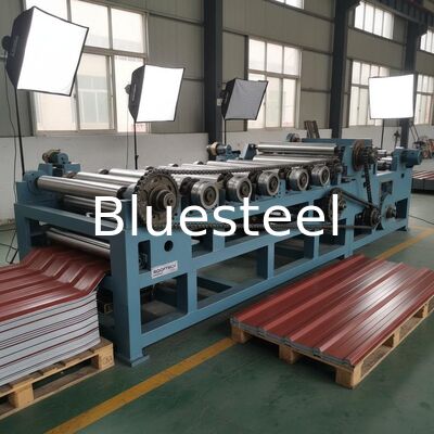 Staalbouwtegelrolvormmachine met 1 inch transmissieketting en 75 mm roldiameter voor de productie van dakpanelen