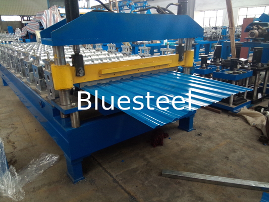 18-20 Stations Chain Drive Metal Roofing Roll Forming Machine Voor stalen platen 0,3-0,8 mm