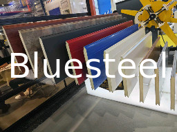 Pu-sandwichpaneel Garage Door Roller Shutter Roll Forming Machine Efficiënt