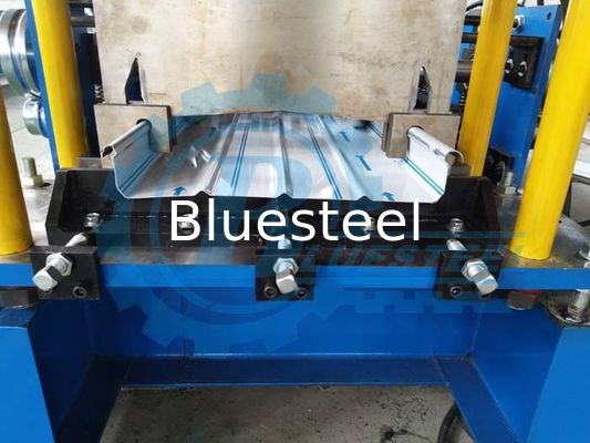 20-22 Stations Steel Standing Seam Forming Machine met 7.5kw motor