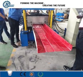 Max 15m/min Fast Standing Seam Roll Forming Machine 7.5m*1.2m*1.5m Voor het vormen van dakpanelen