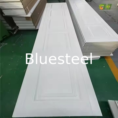 Krachtig PLC-besturingssysteem van stalen sluiter deur rollen vormmachine 5,5 kW wisselstroommotor