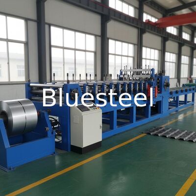 Precision Engineered Tile Roll Forming Machine met 15-20m/min snelheid Cr12 snijblad en 1 inch transmissie keten voor metalen dakbedekking