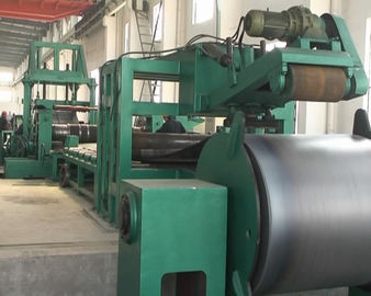 De hoge Nauwkeurigheid sneed aan Lengtelijn met Rol OD van 1200mm Scherpe Nauwkeurigheid ≤1.0mm/m2