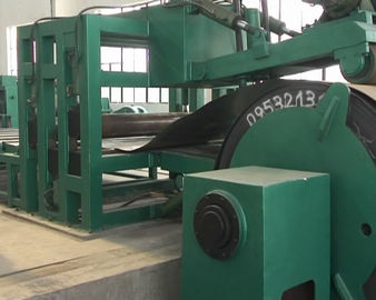 De hoge Nauwkeurigheid sneed aan Lengtelijn met Rol OD van 1200mm Scherpe Nauwkeurigheid ≤1.0mm/m2